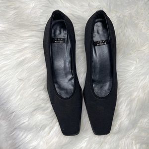 STUART WEITZMAN- CLASSIC SQUARE TOE

KITTEN HEELS